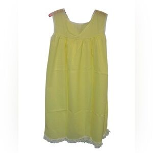 Vintage Bradlees Yellow Sleeveless Nightgown – NWT – Size Unknown